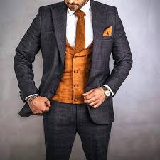 کت و شلوار و جلیقه